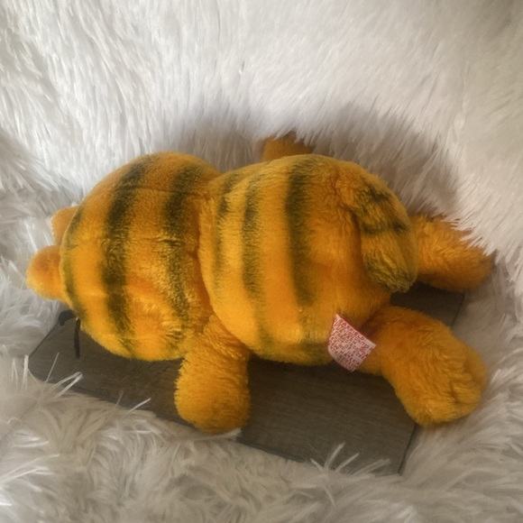 Vintage Garfield Stuffed Animal Bean Bag - Picture 5 of 6